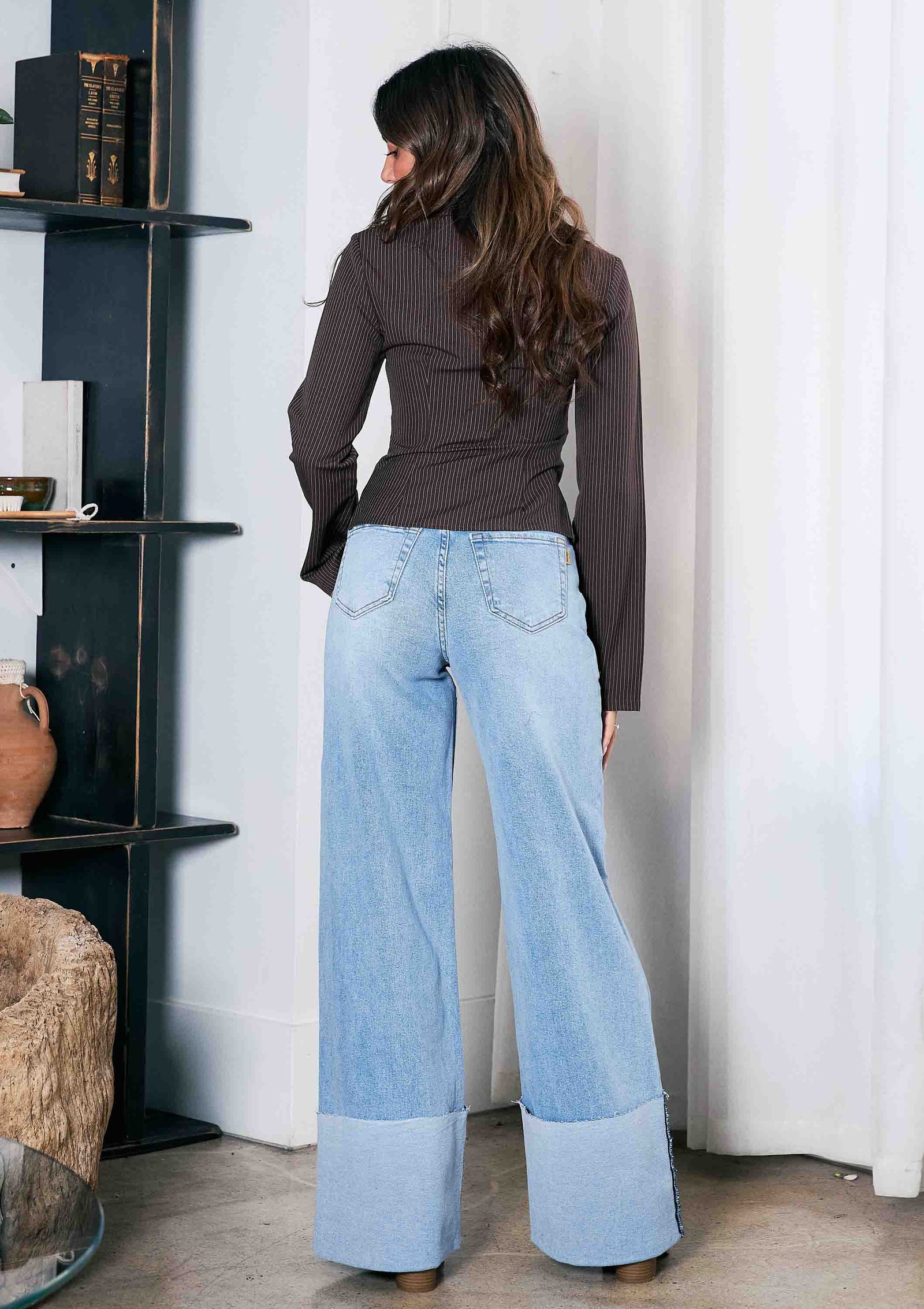 WIDE LEG - Rigid with Comfort Stretch