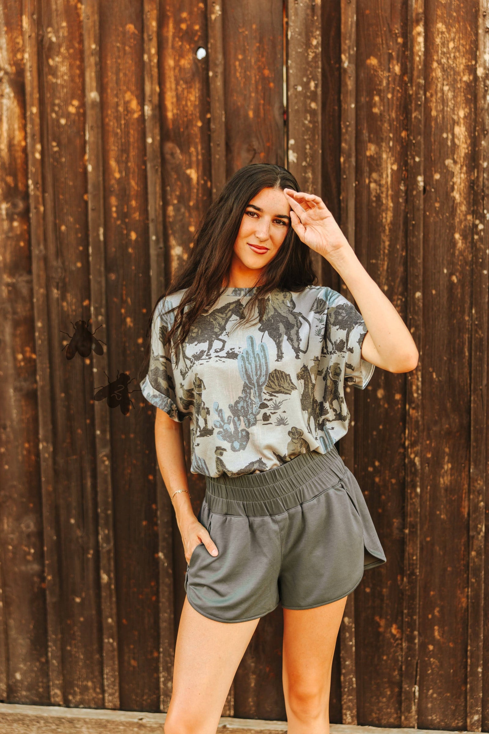 CLOUD BASIC SHORTS *CHARCOAL - LOW STOCK